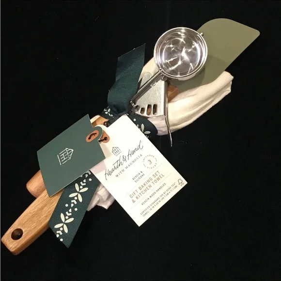 3pc Flour Sack Towel & Baking Gadgets Christmas Gift Set - Hearth & Hand - Picture 5 of 6